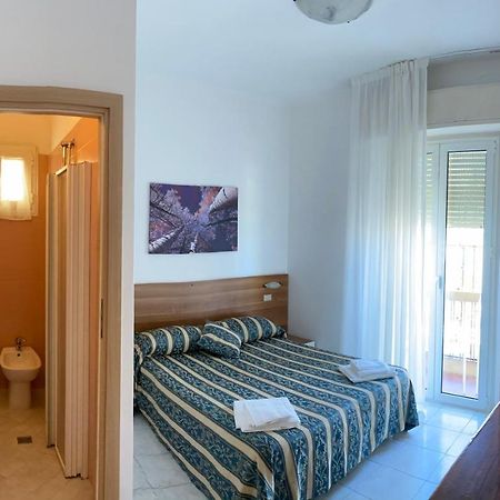 Hotel Acapulco Viserbella di Rimini Ngoại thất bức ảnh