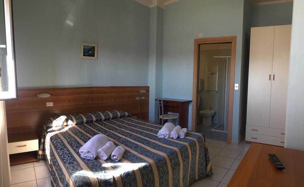 Hotel Acapulco Viserbella di Rimini Ngoại thất bức ảnh