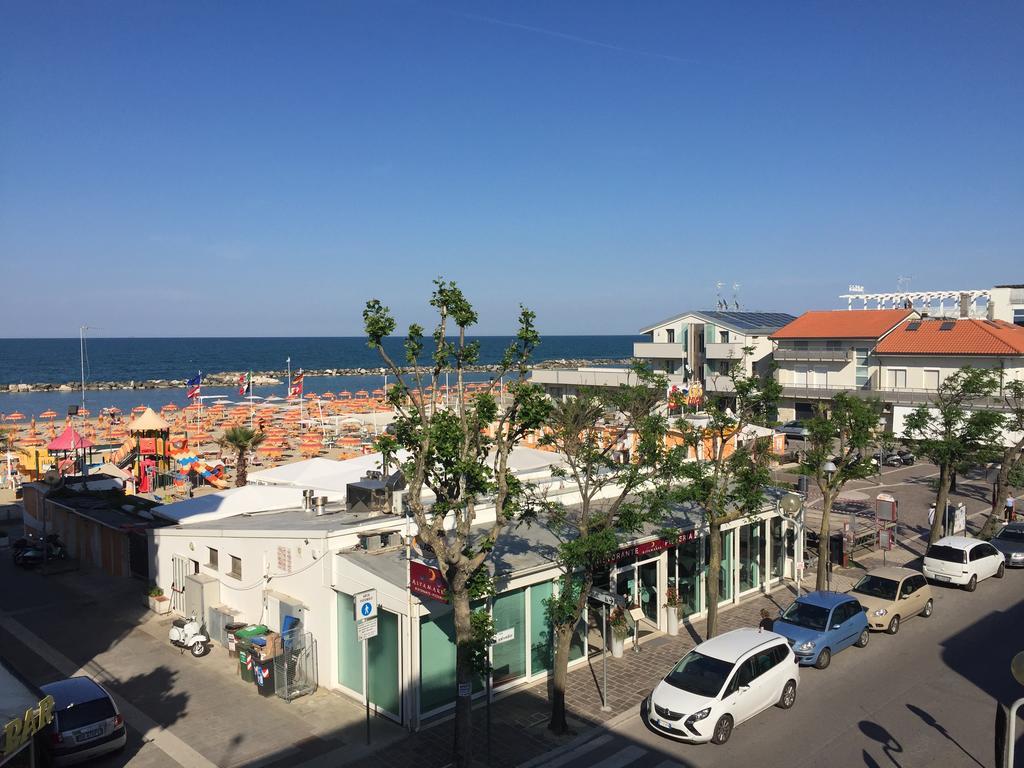 Hotel Acapulco Viserbella di Rimini Ngoại thất bức ảnh